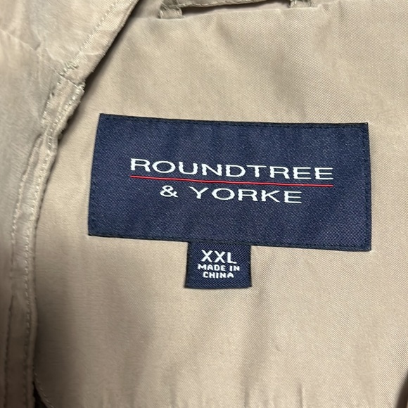 RoundTree & Yorke Jacket - Picture 2 of 2